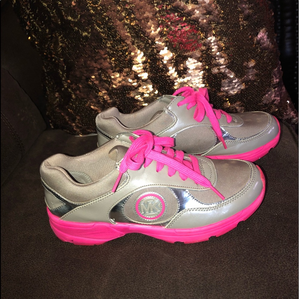 Michael kors tennis shoes size 7